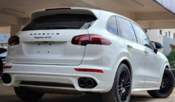 Porsche Cayenne 2015 Locally Used full