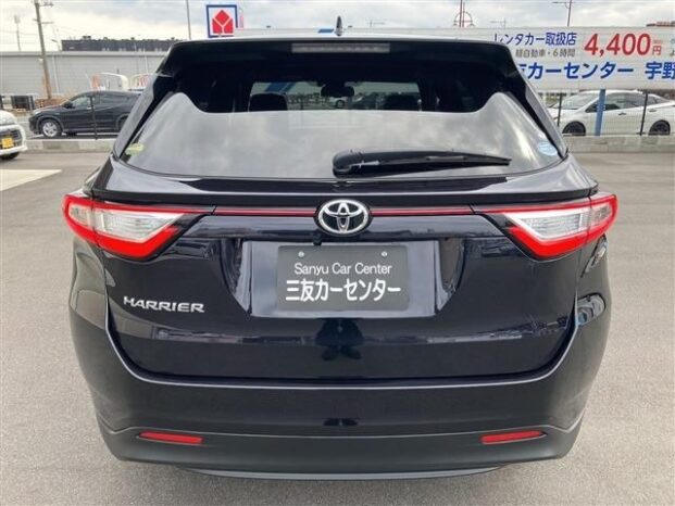 Toyota Harrier 2.0 Premium 2018 (Foreign Used) full